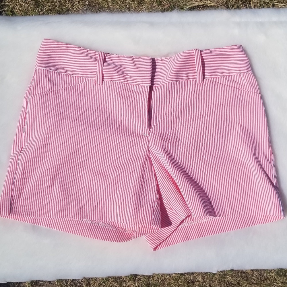 Ann Taylor Signature Red-White Semi-Casual Shorts